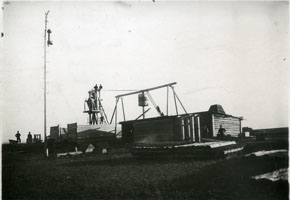 2. Черногорские копи. Подъемная машина. / Н. В. Фёдоров, 1910 г. – Изображение : электронное // ГОСКАТАЛОГ.РФ : [сайт].