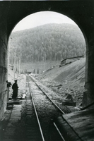 2. Строительство ж/д магистрали Сталинск - Абакан. Автор фотографии не установлен.1957 г. Источник: ГОСКАТАЛОГ. РФ.