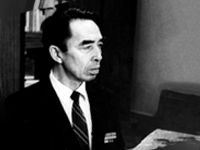 Библиотека приглашает на выставку «Путь учёного: от войны к науке»